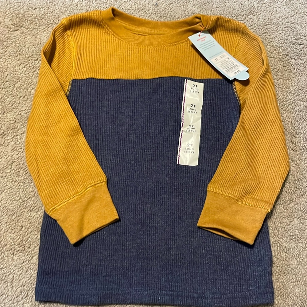 Car & Jack NWT toddlers boys size 2T long sleeve